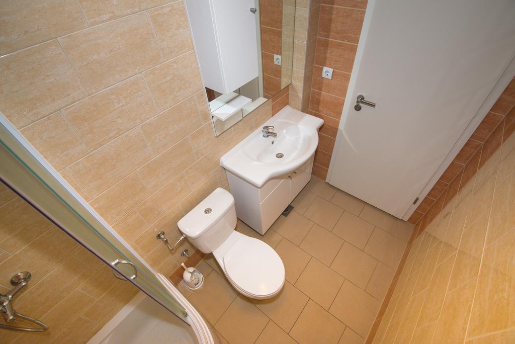 Apartment Afrika Makarska Eksteriør billede